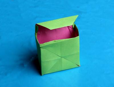 折纸大全图解之折纸心形盒子的实拍图教程